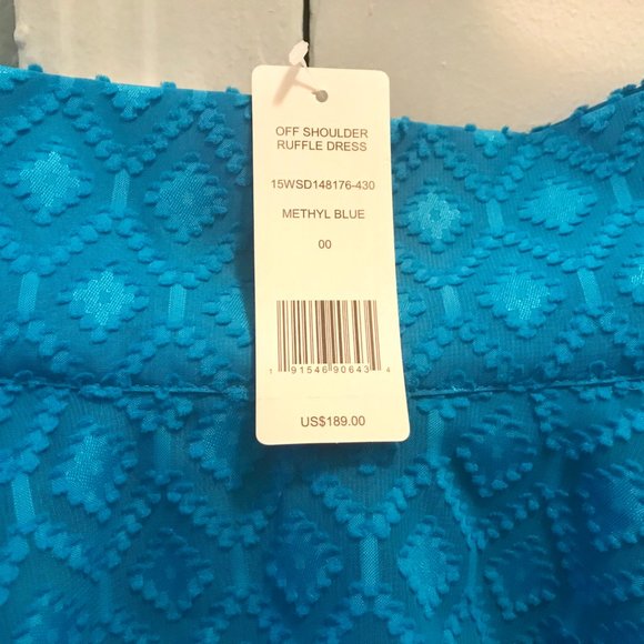 Bebe Off-Shoulder Dress 00 - Picture 4 of 6